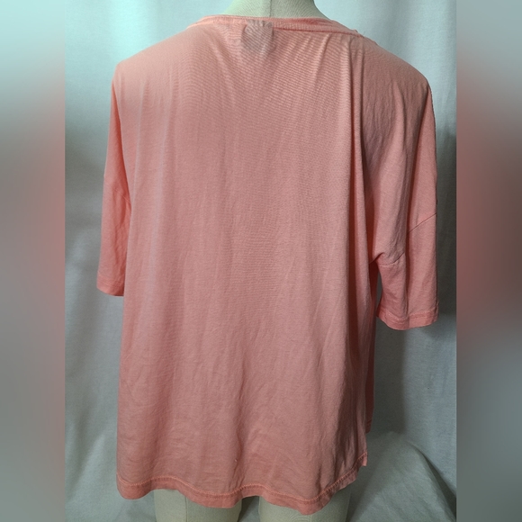 PUMA drop shoulder coral T- shirt size medium womens - Picture 4 of 4